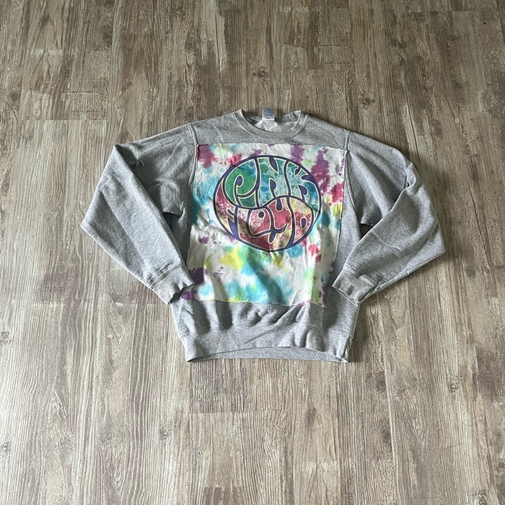 Pink Floyd Women’s Grey Distressed Sweatshirt Small